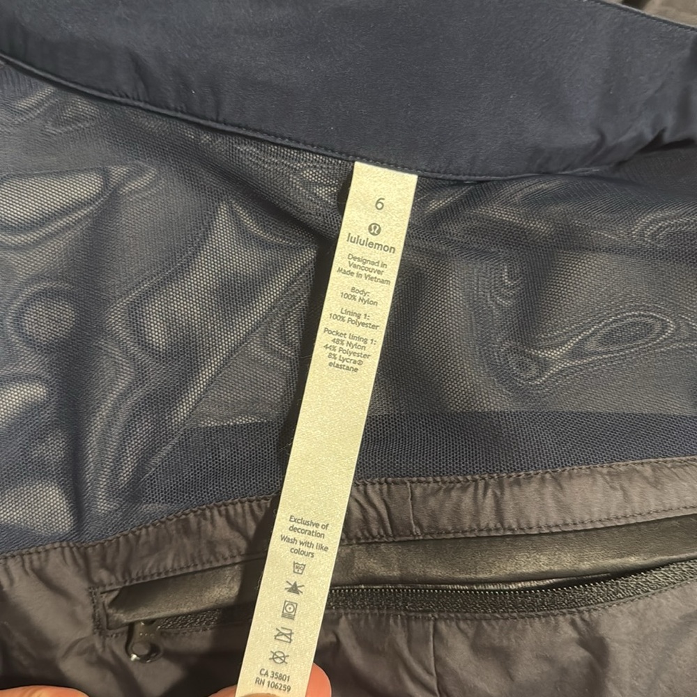 Lululemon Navy Blue rain jacket mid length size 6 - Picture 14 of 15